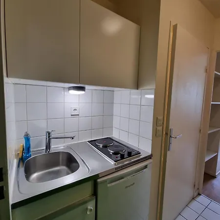 Erasmus Apart-hotel 3*